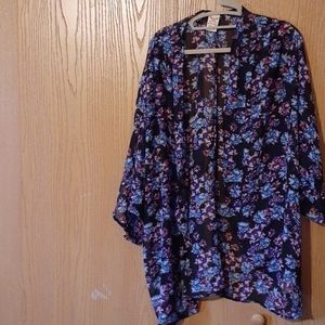 Purple and blue floral short sleeve kimono